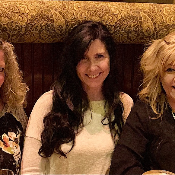 Meet your Posher, Michelle - Picture 1 of 1